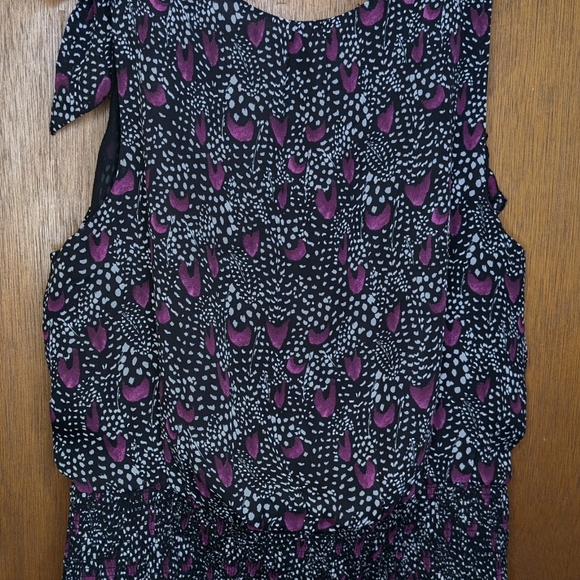 white house black market Ruffled Tank Top - Picture 2 of 2